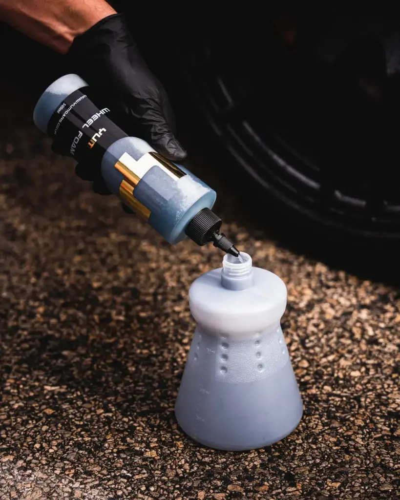 Yum Wheel Foam 500ml 2.webp