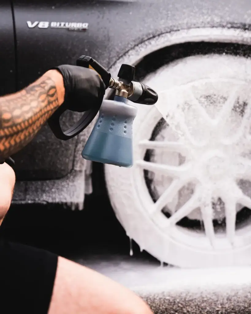 Yum Wheel Foam 500ml 3.webp