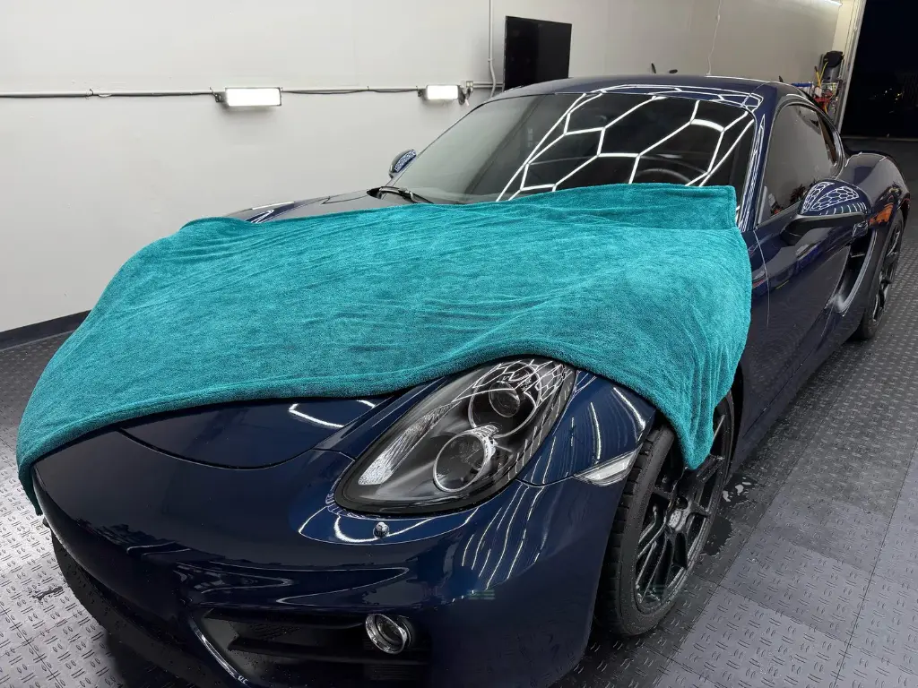QUIVR Nazare Drying Towel 5.webp